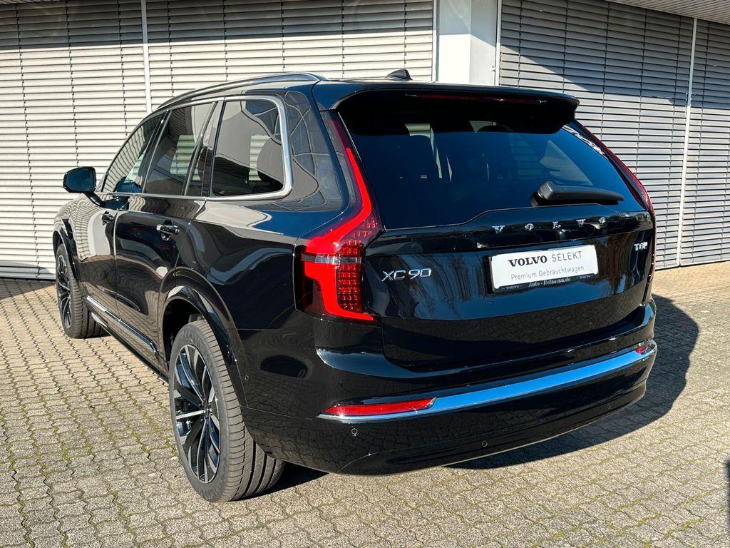 Volvo XC90 2025