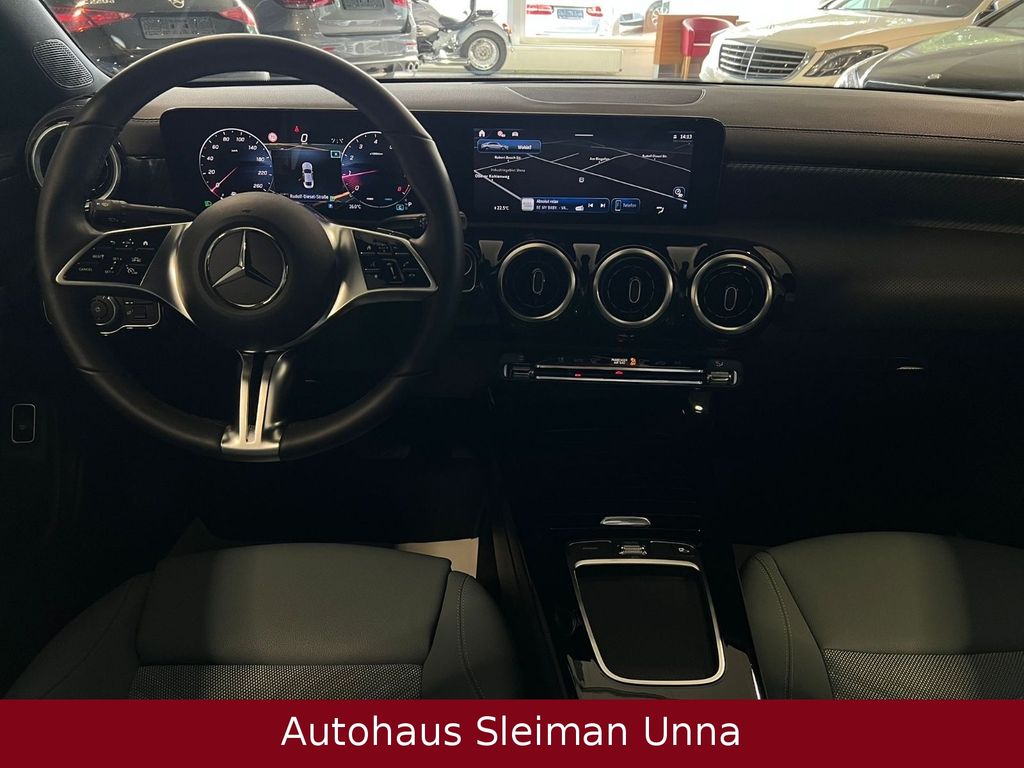 Mercedes-Benz CLA 180 2024