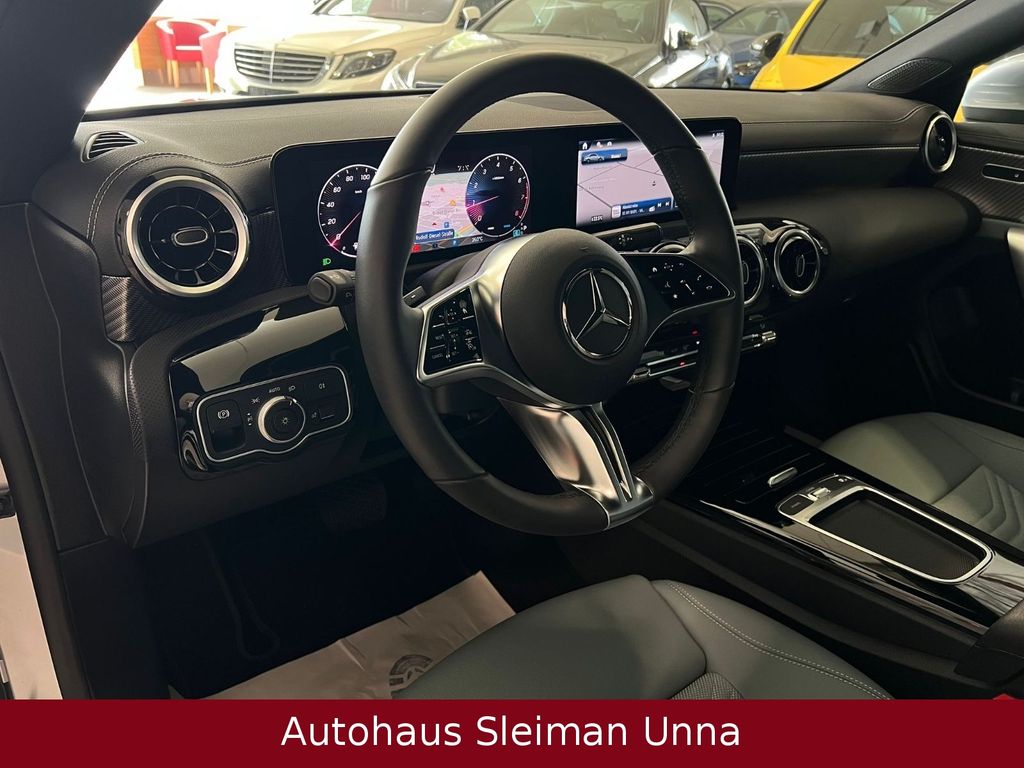 Mercedes-Benz CLA 180 2024