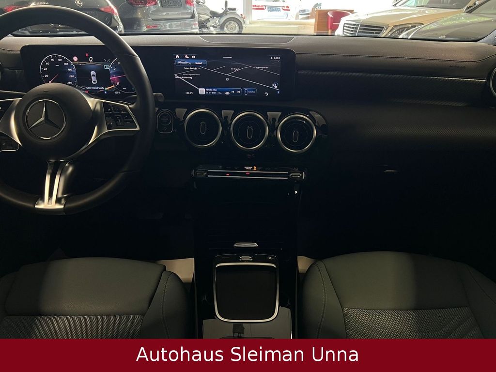 Mercedes-Benz CLA 180 2024