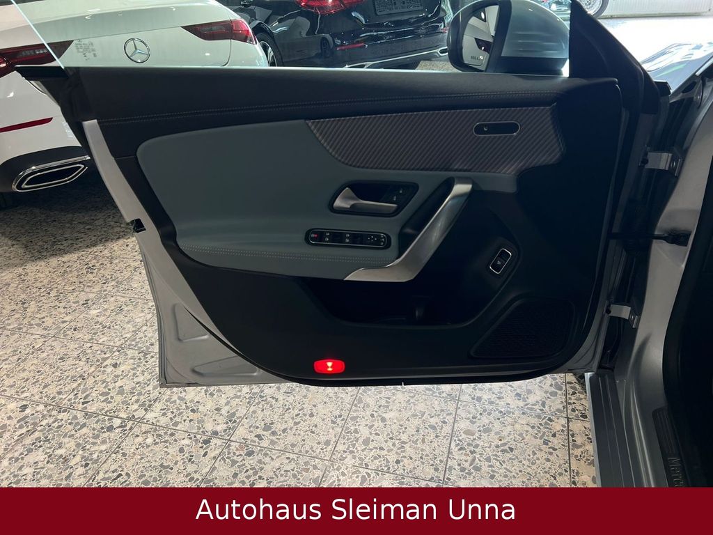 Mercedes-Benz CLA 180 2024