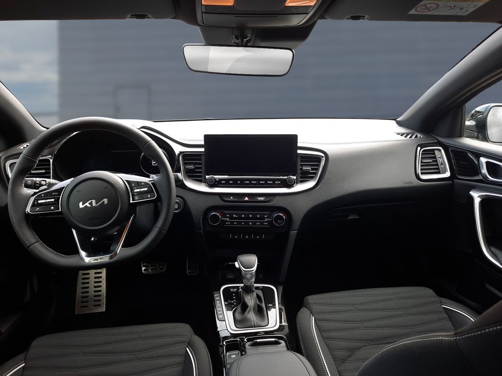 Kia pro cee'd / ProCeed 2025