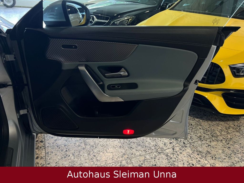 Mercedes-Benz CLA 180 2024