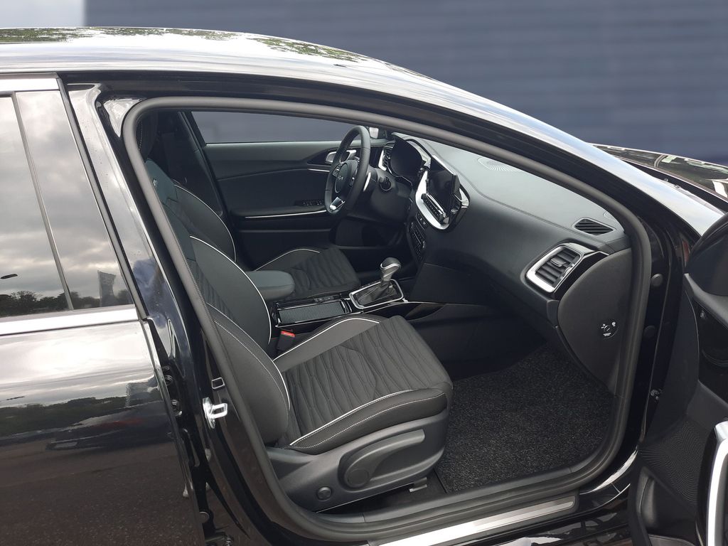 Kia pro cee'd / ProCeed 2025