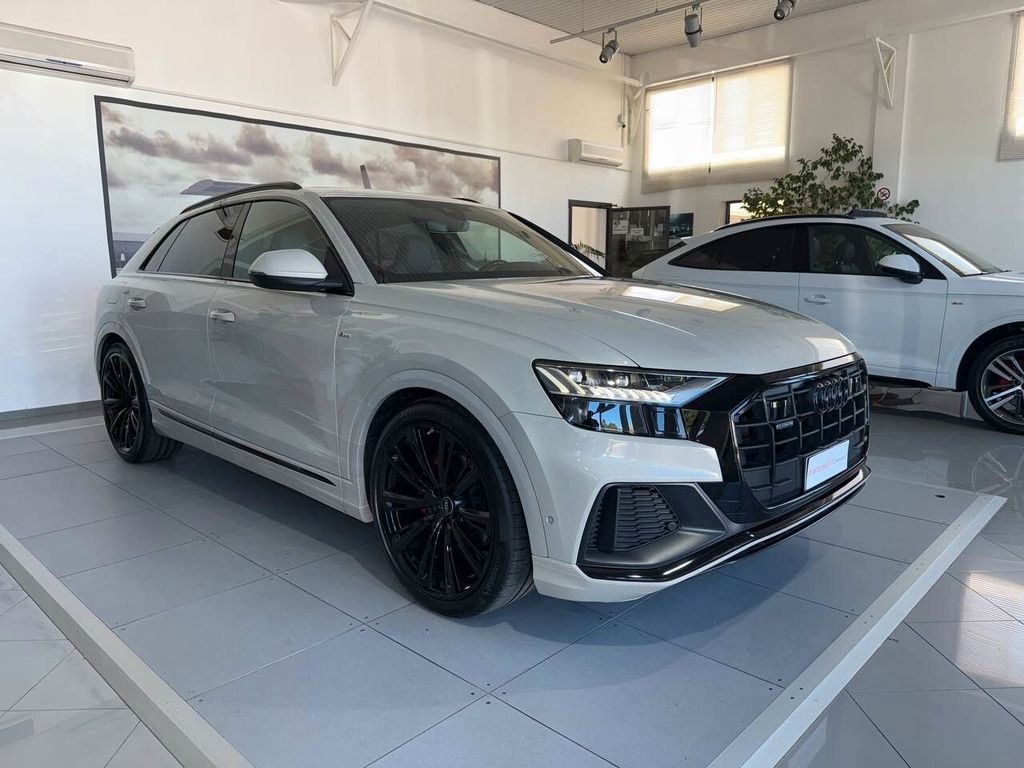Audi Q8 2022