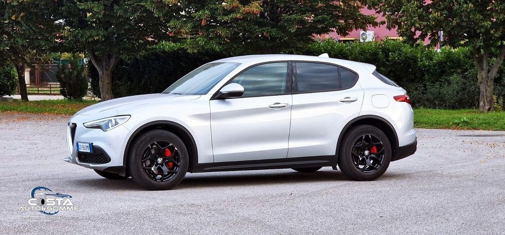 Alfa Romeo Stelvio 2020