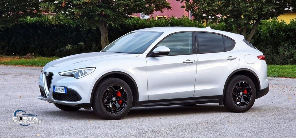 Alfa Romeo Stelvio 2020