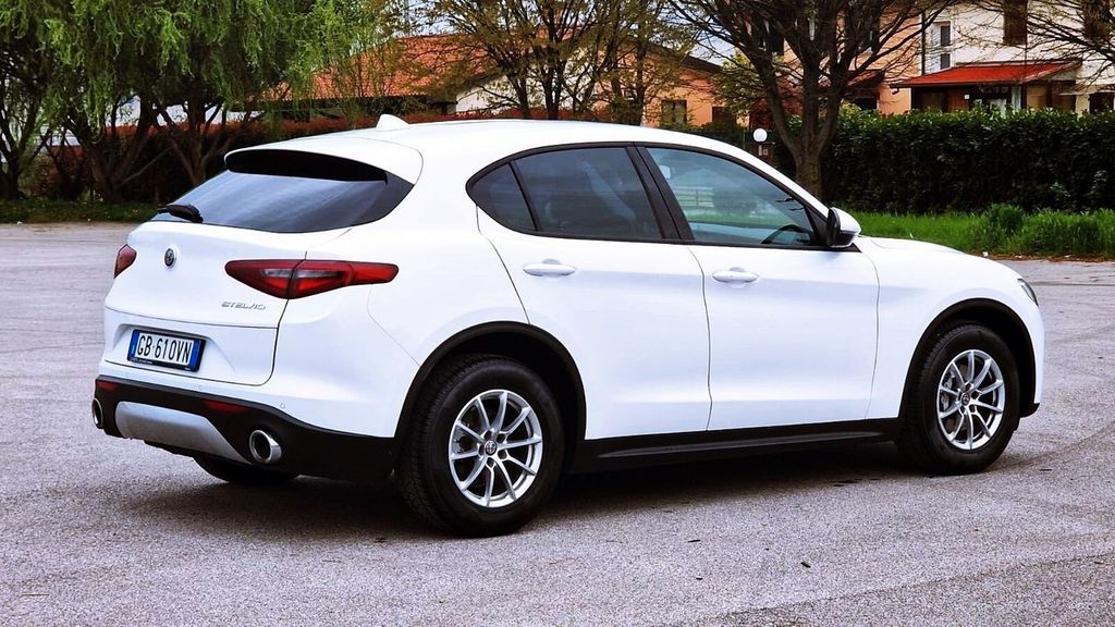 Alfa Romeo Stelvio 2020