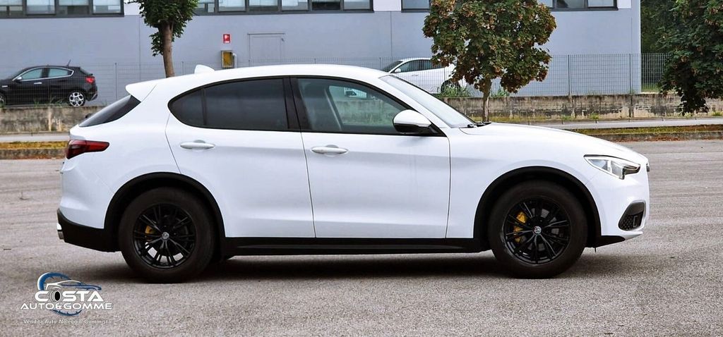 Alfa Romeo Stelvio 2020