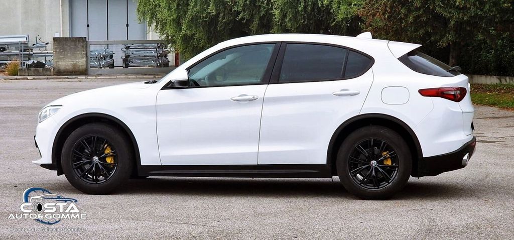Alfa Romeo Stelvio 2020