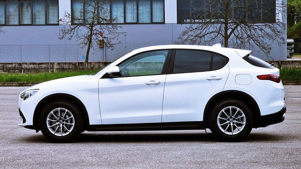 Alfa Romeo Stelvio 2020