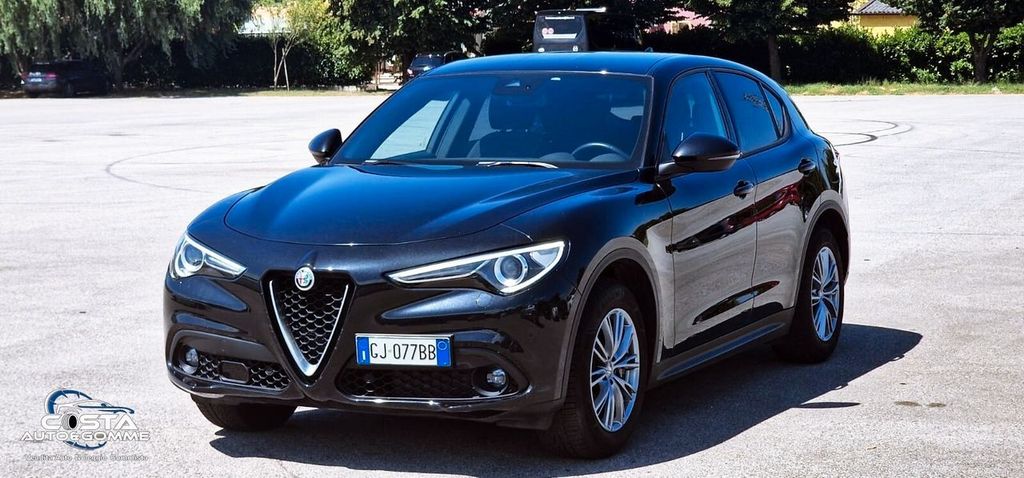 Alfa Romeo Stelvio 2022