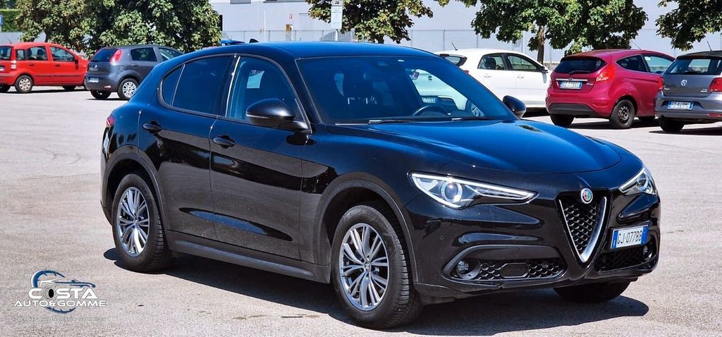 Alfa Romeo Stelvio 2022