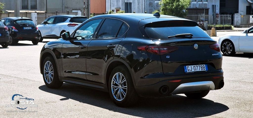 Alfa Romeo Stelvio 2022