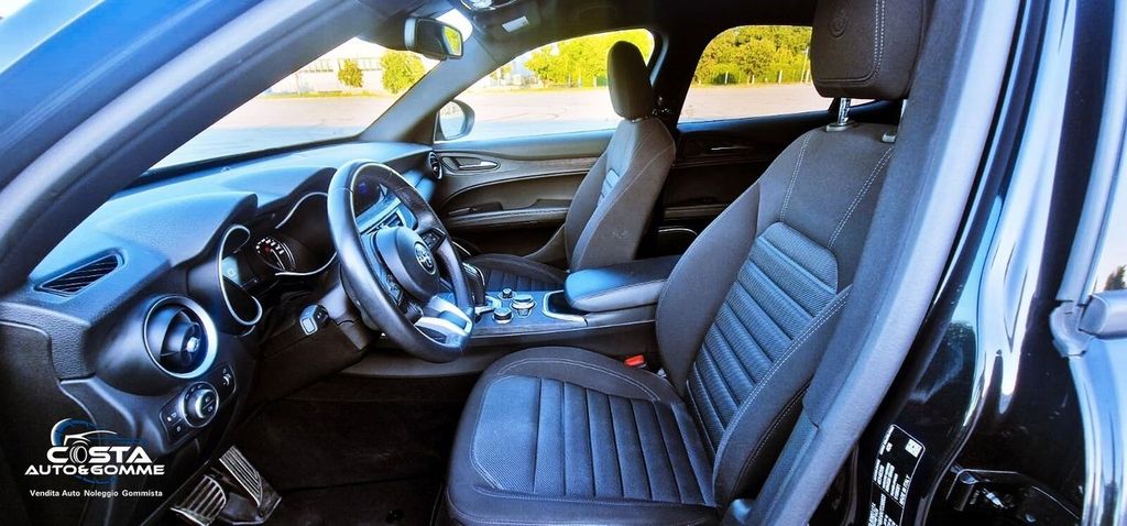 Alfa Romeo Stelvio 2022