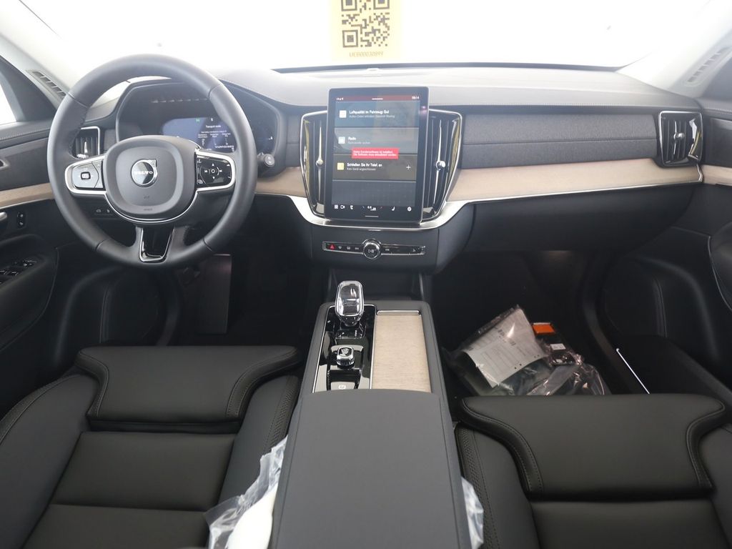 Volvo XC90 2025