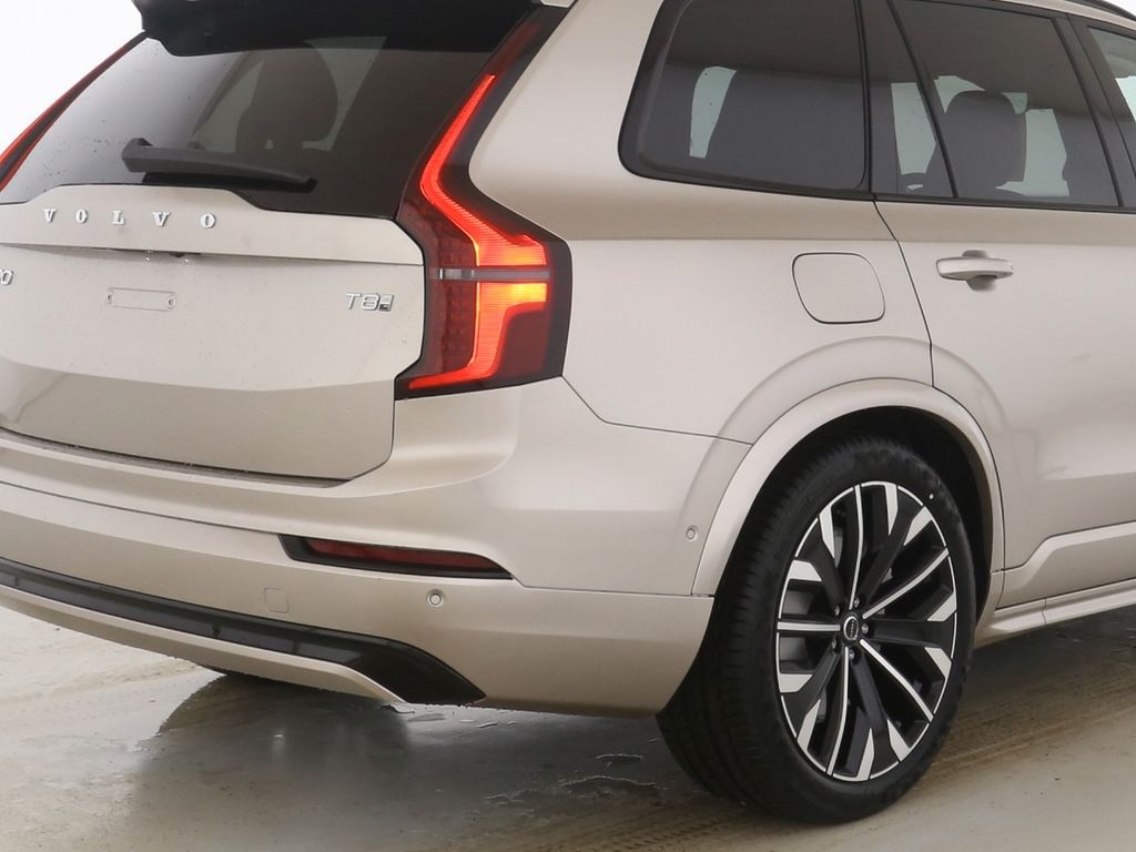 Volvo XC90 2025