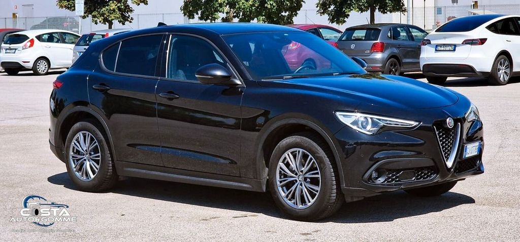 Alfa Romeo Stelvio 2022