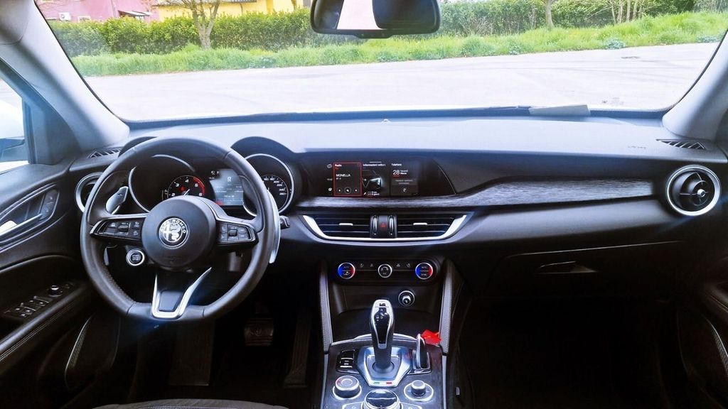 Alfa Romeo Stelvio 2020