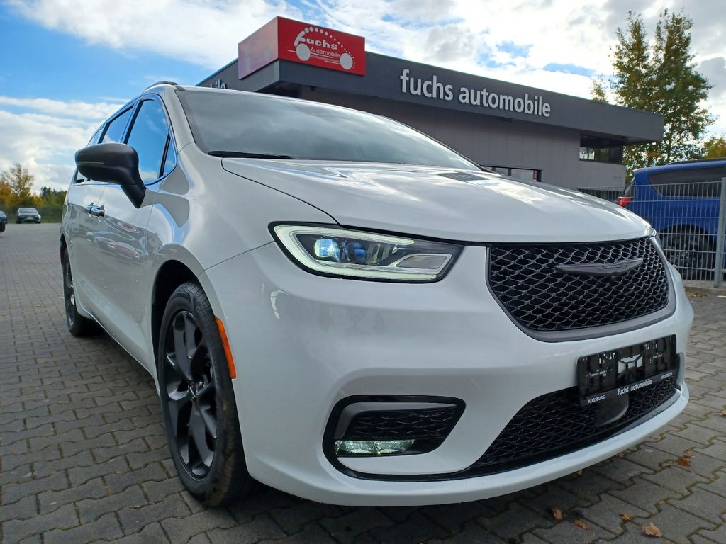 Chrysler Pacifica 2024