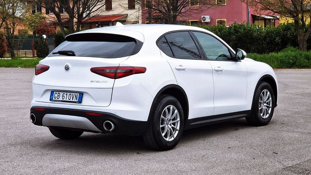 Alfa Romeo Stelvio 2020