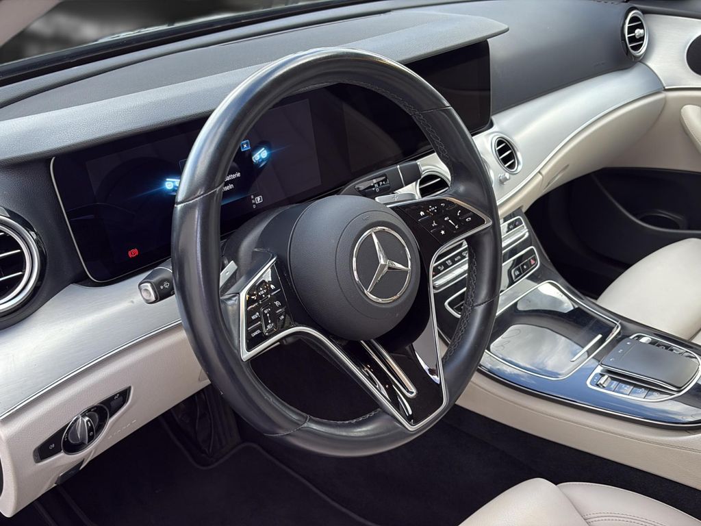 Mercedes-Benz E 200 2022