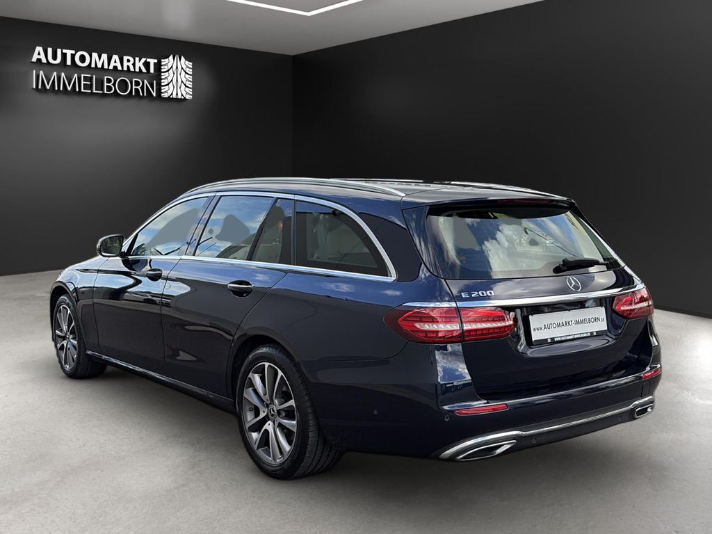 Mercedes-Benz E 200 2022