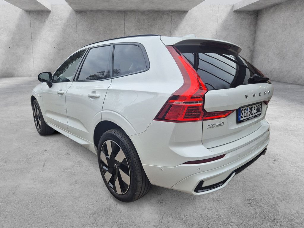 Volvo XC60 2025