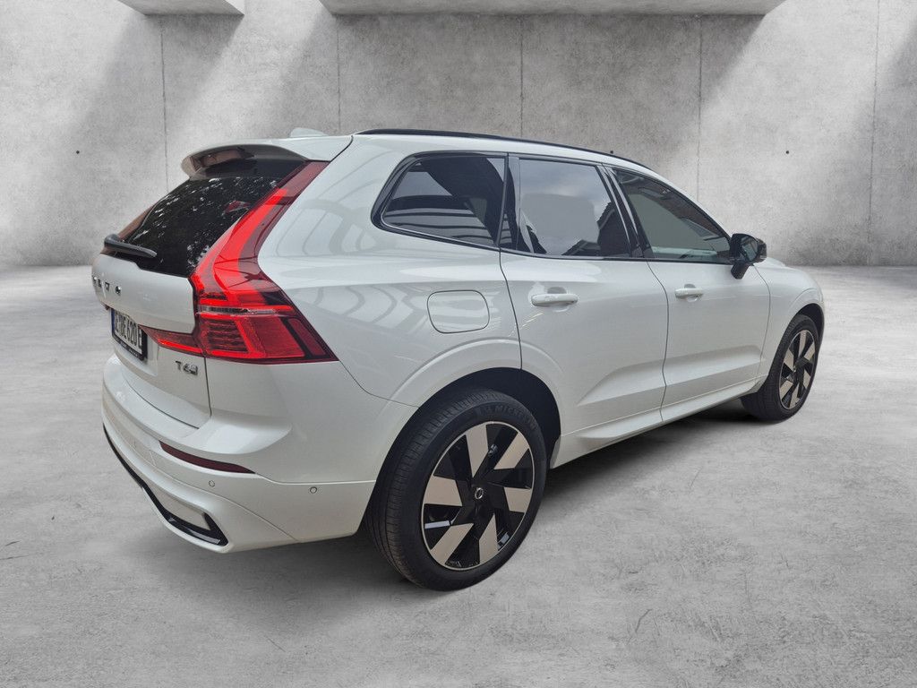 Volvo XC60 2025