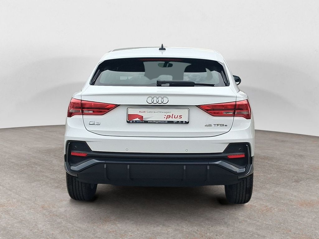 Audi Q3 2021
