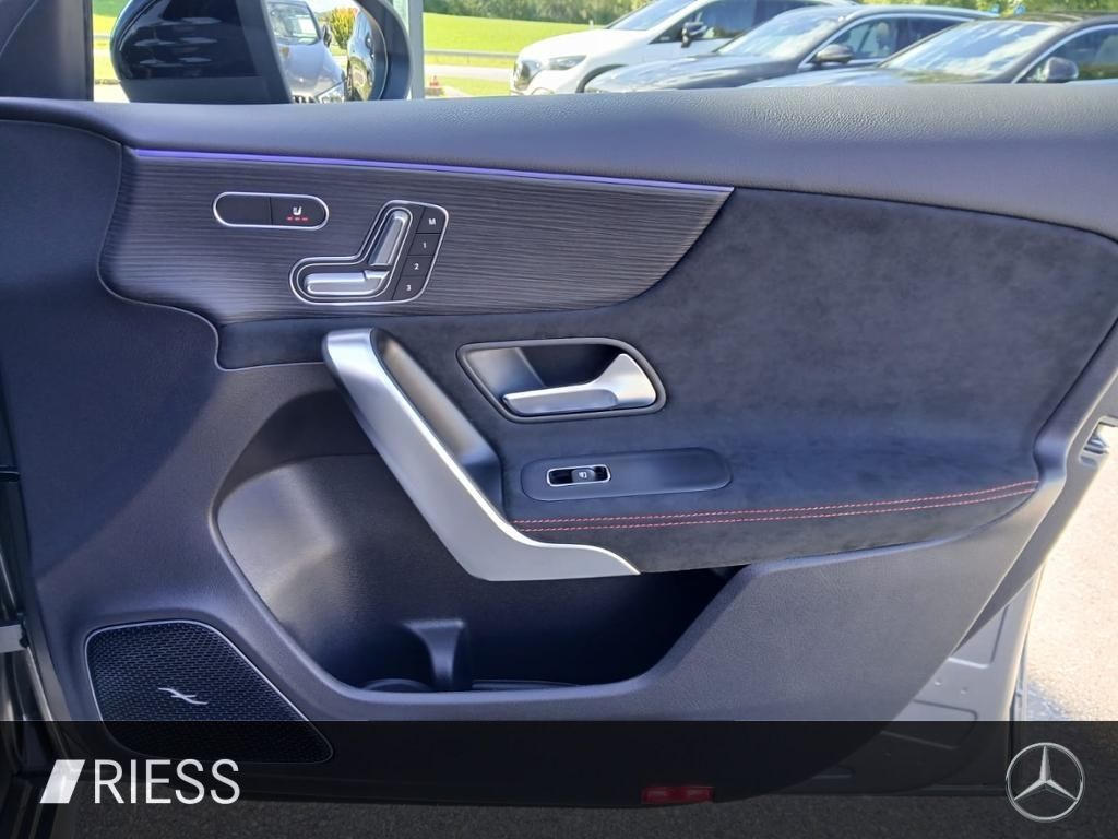 Mercedes-Benz A 250 2025