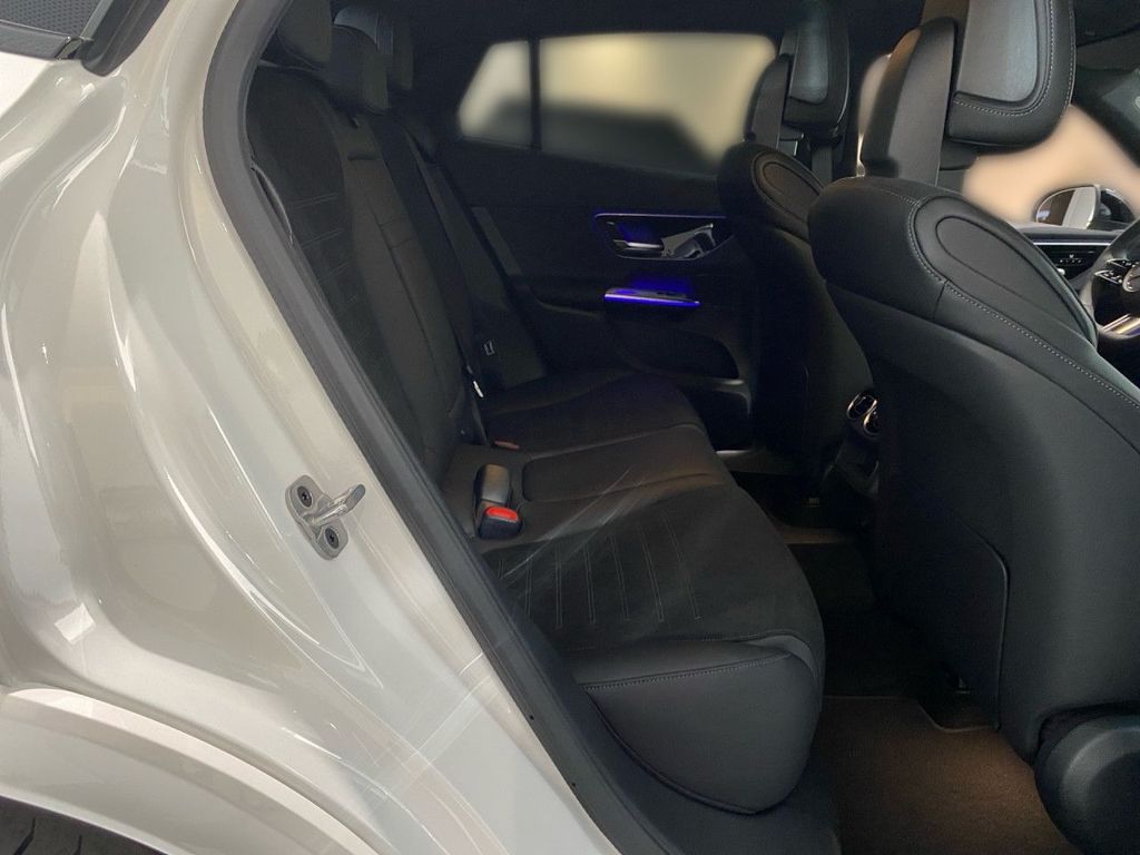 Mercedes-Benz GLC 300 2025