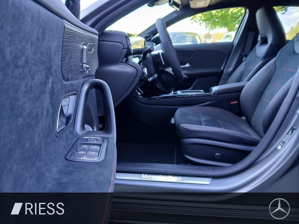 Mercedes-Benz A 250 2025