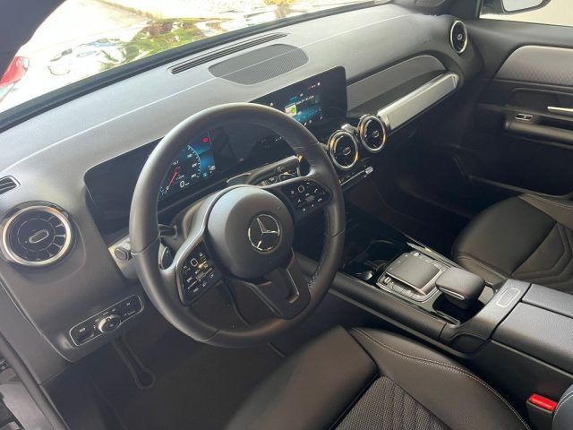 Mercedes-Benz GLB 200 2022