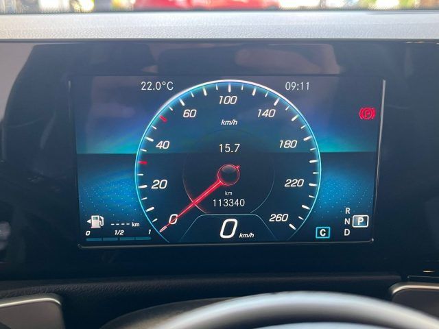 Mercedes-Benz GLB 200 2022