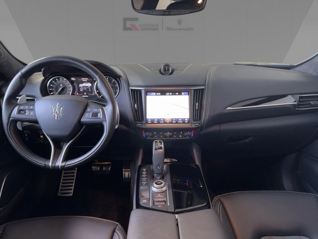 Maserati Levante 2021