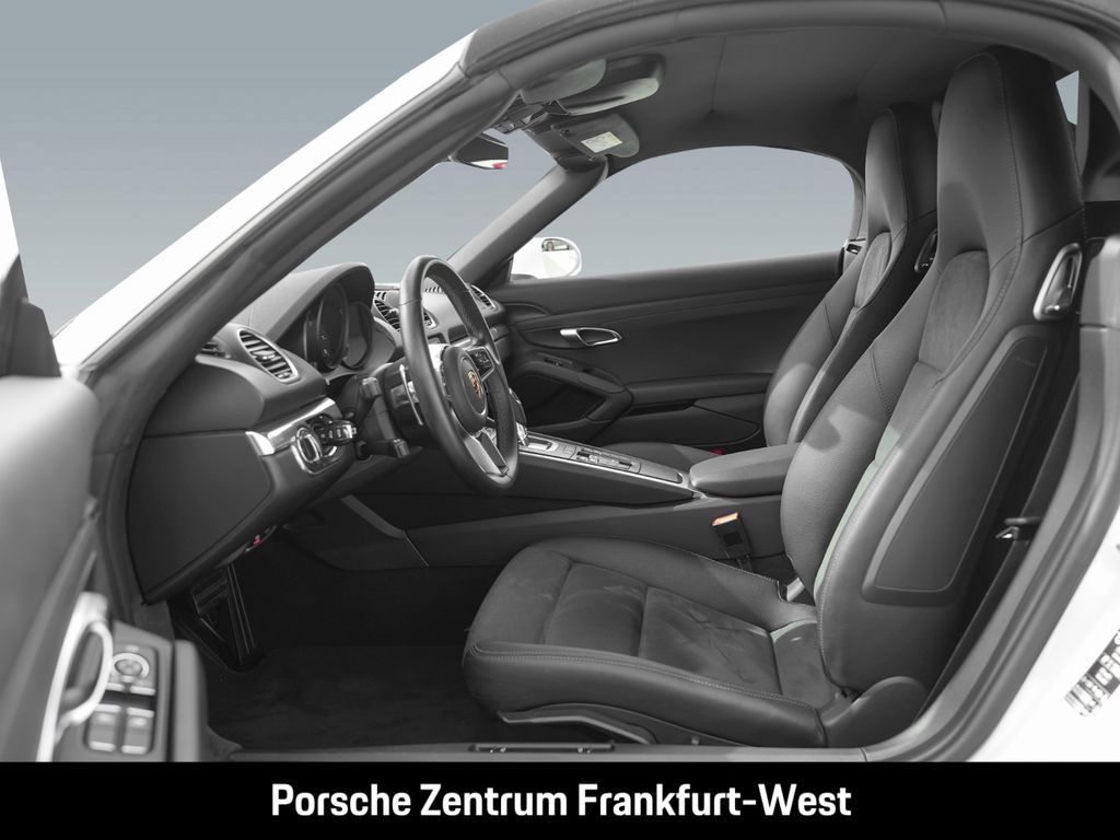 Porsche Boxster 2024