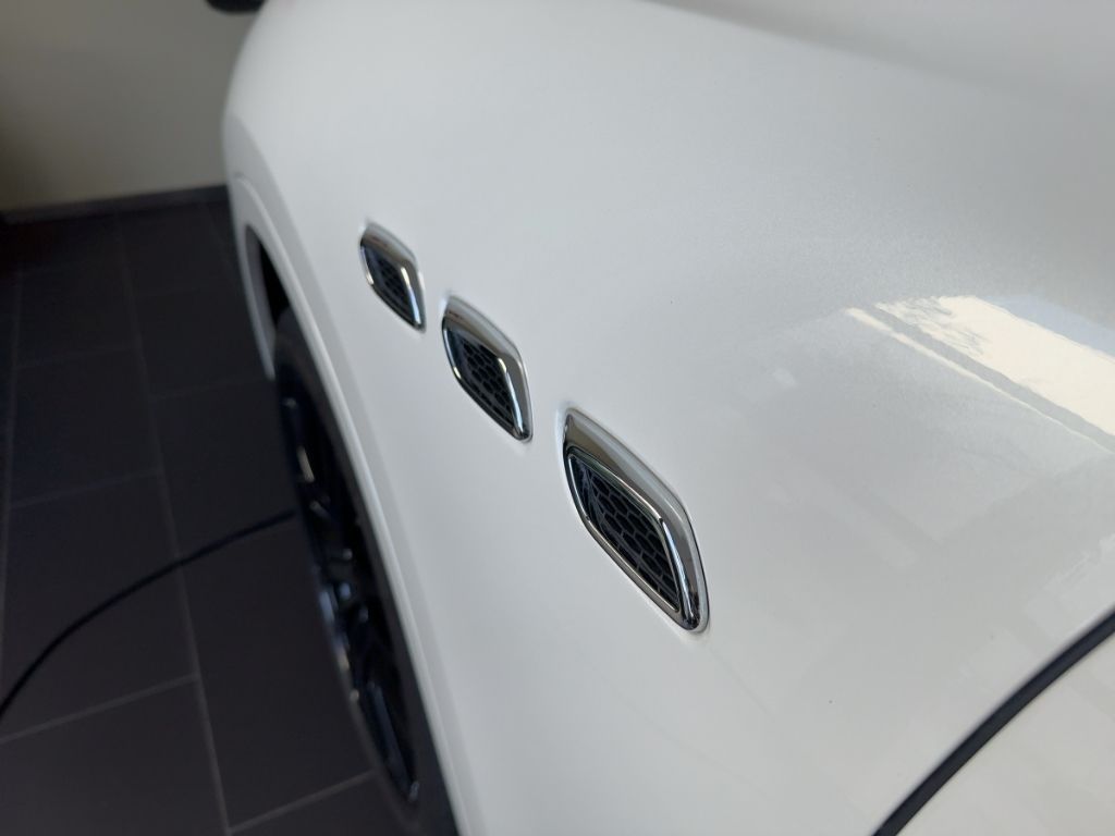 Maserati Levante 2021