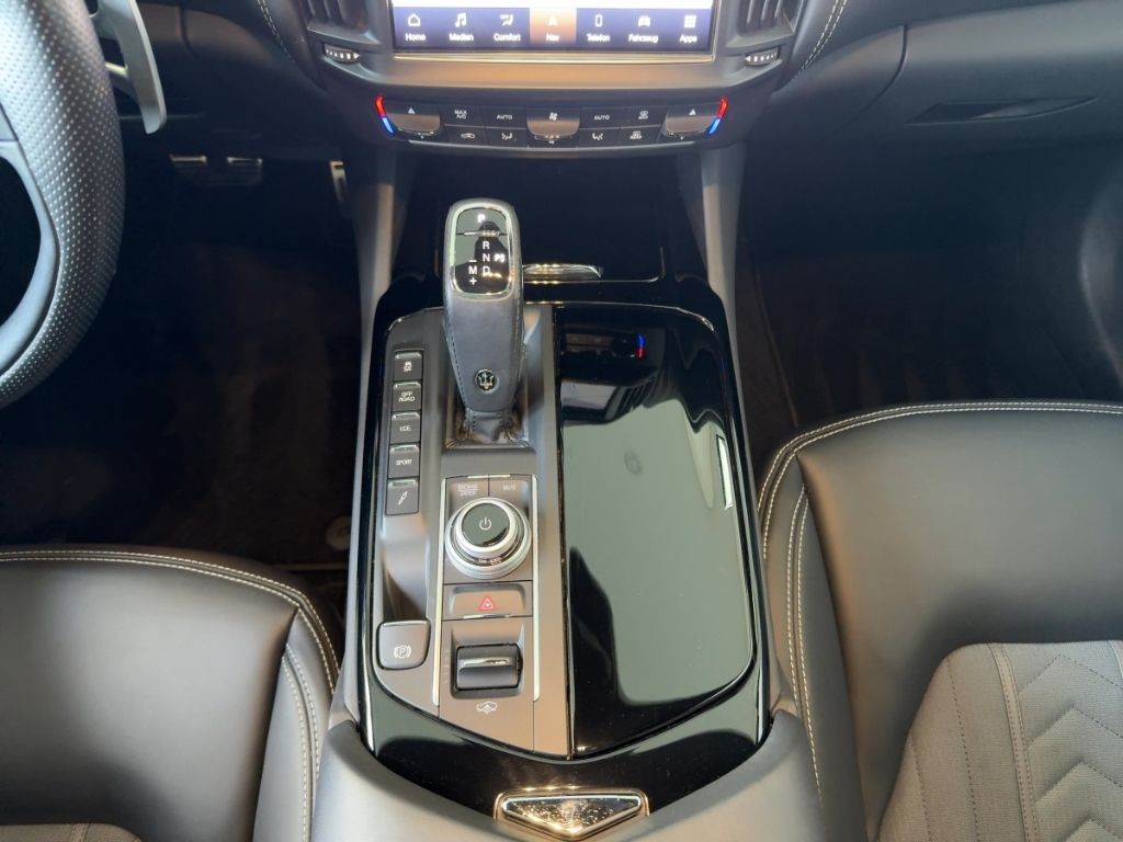 Maserati Levante 2021