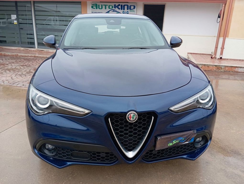 Alfa Romeo Stelvio 2021