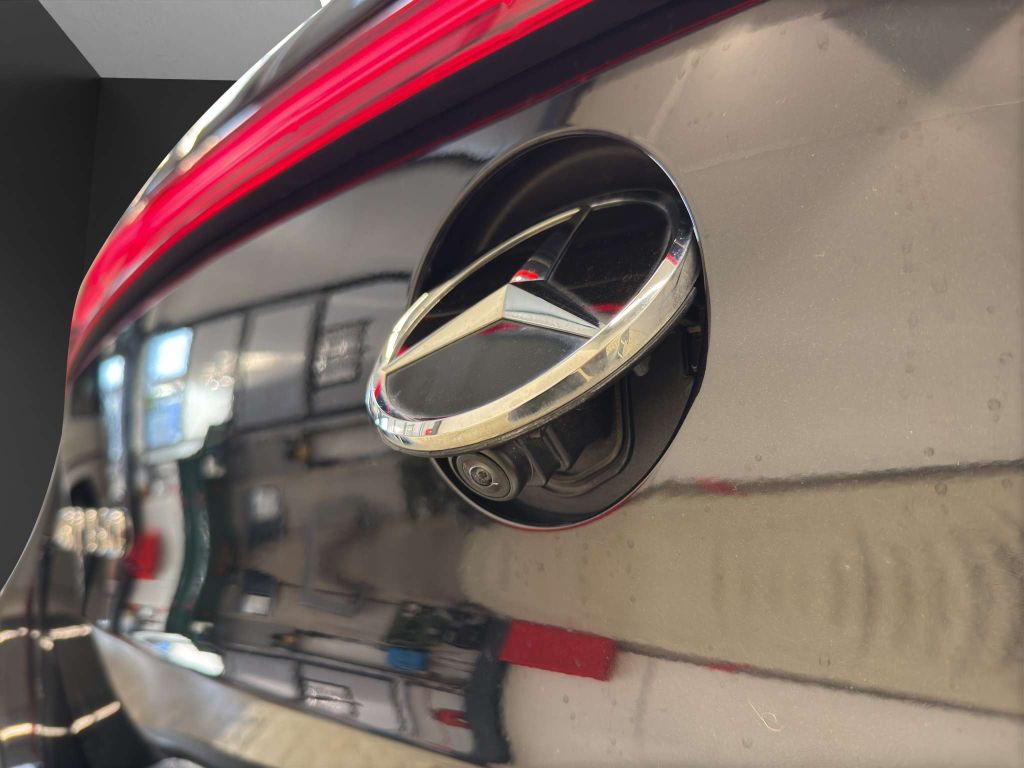 Mercedes-Benz EQA 2023