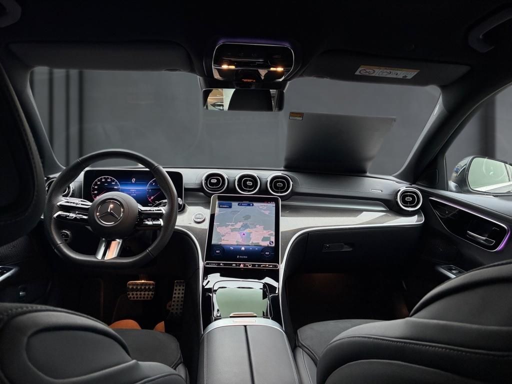 Mercedes-Benz C 300 2025