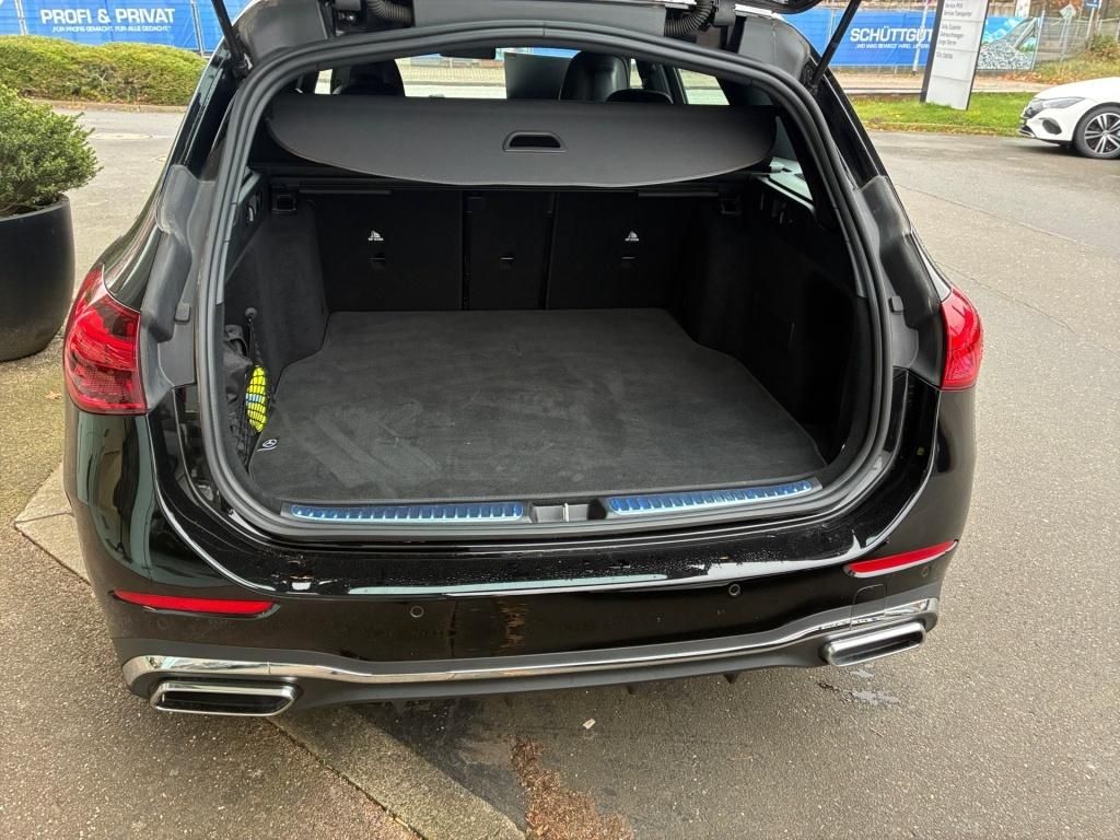 Mercedes-Benz C 300 2025