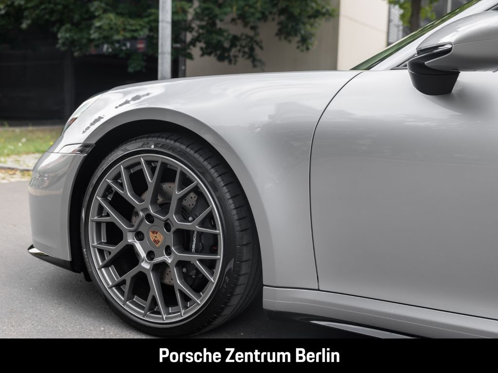Porsche 992 2025
