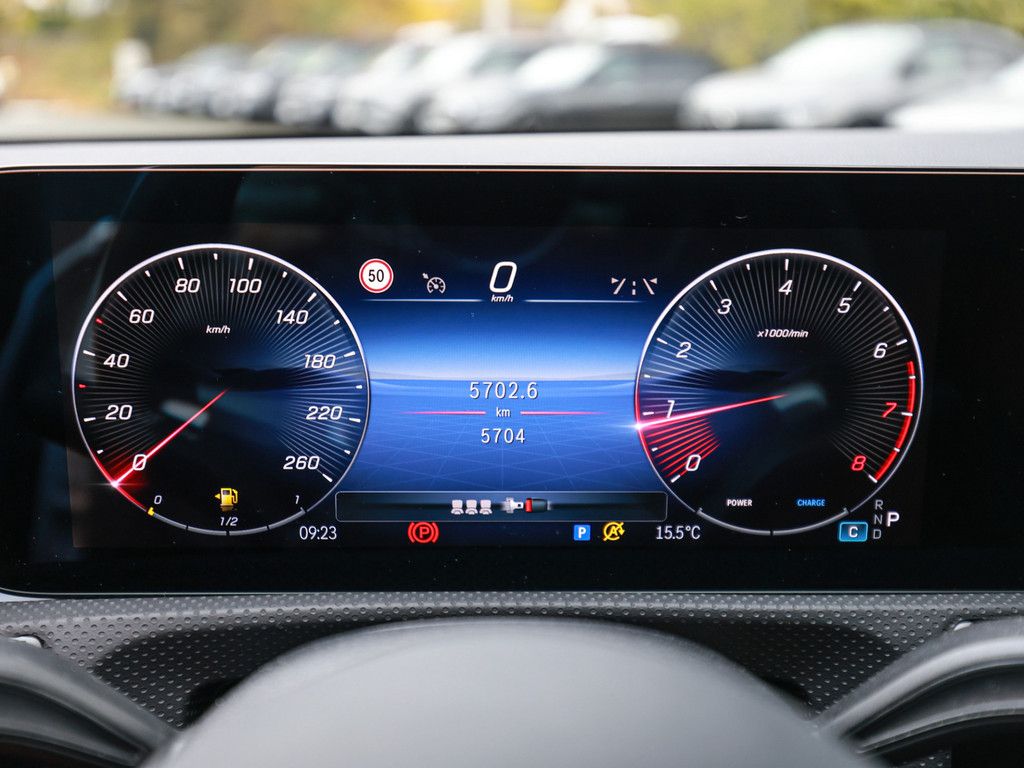 Mercedes-Benz A 220 2024