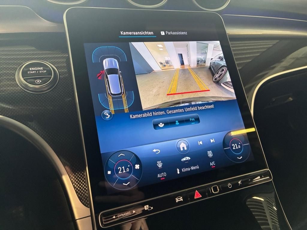 Mercedes-Benz C 300 2025