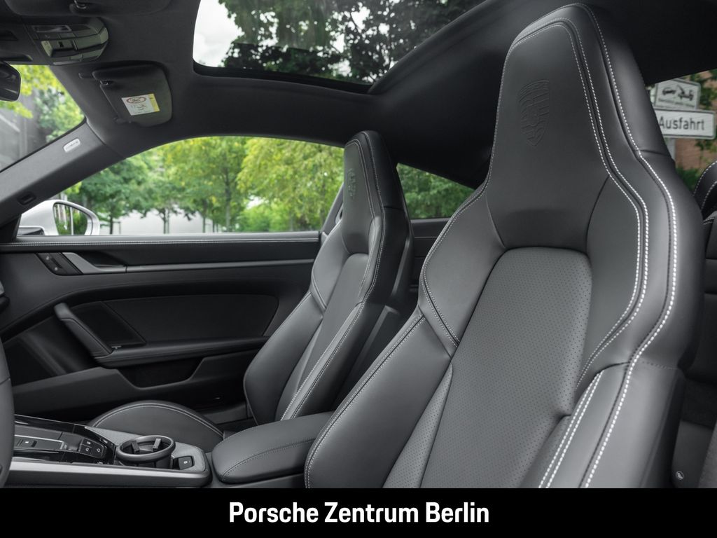 Porsche 992 2025