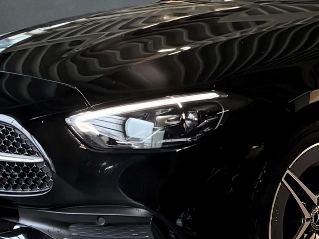 Mercedes-Benz C 300 2025