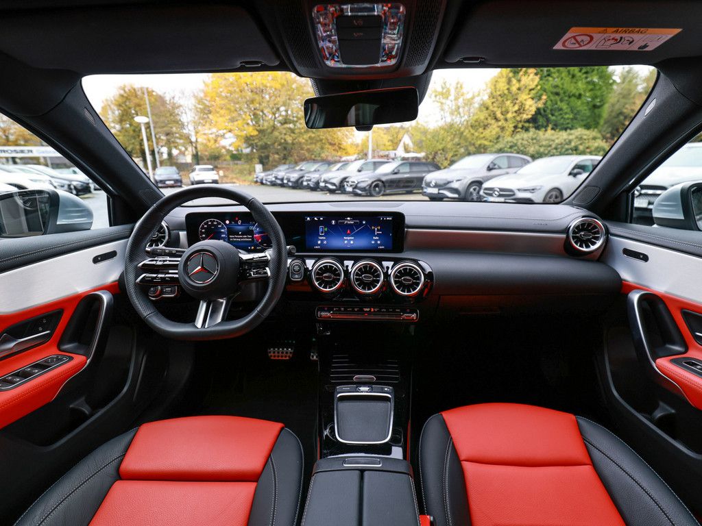 Mercedes-Benz A 220 2024