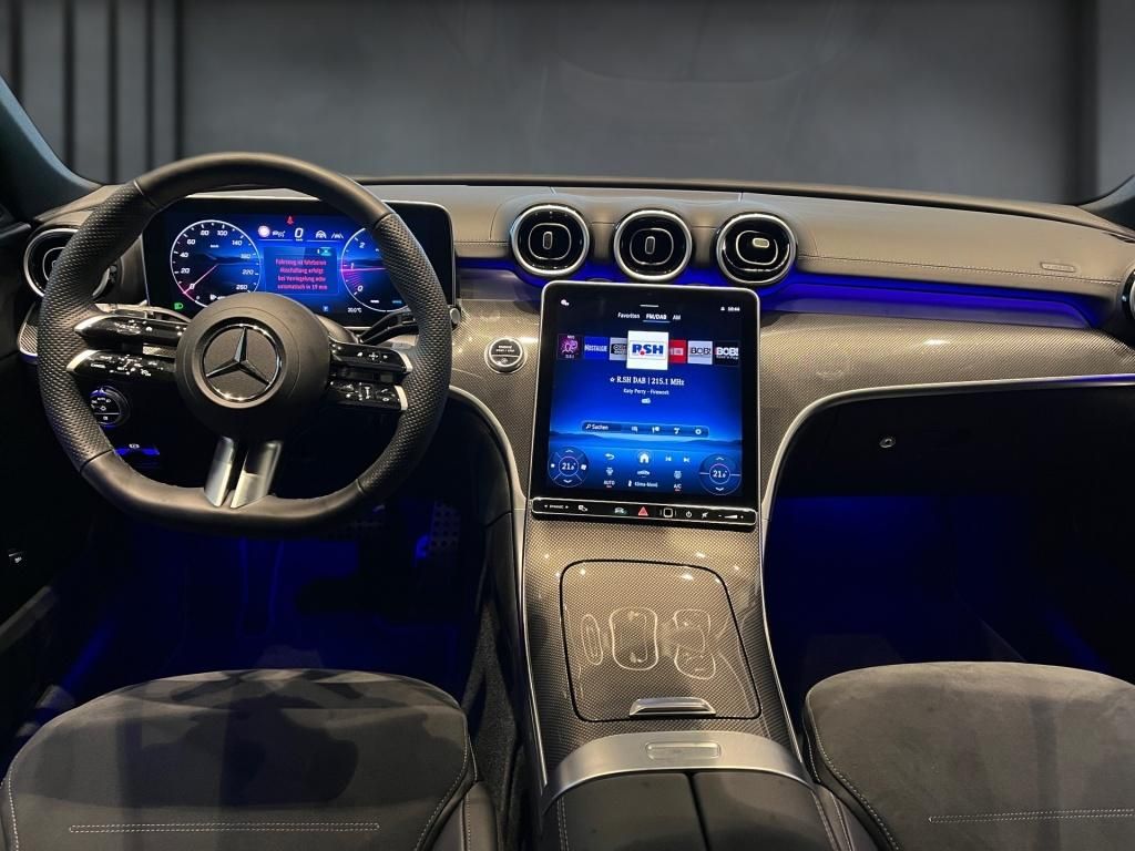 Mercedes-Benz C 300 2025